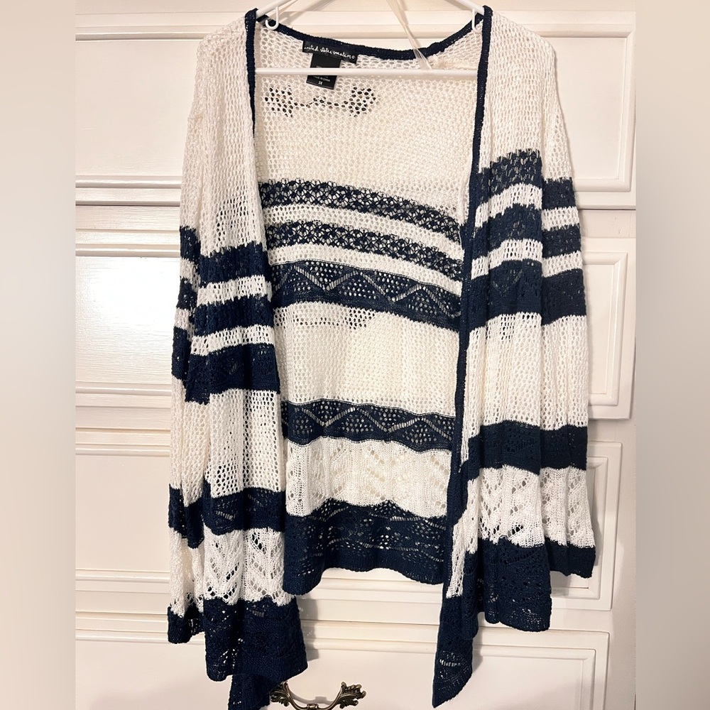 Navy and White Open Cardigan Size 3X